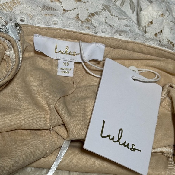 NWT Lulu’s Love Everlasting White Floral Lace Mermaid Gown - Size XS - Picture 6 of 7